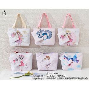 Borsa tote stampata per ragazze 31x32x8 cm con piccola pochette per bambini, per l'uso in spiaggia - Product Image 1
