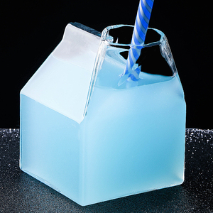 Bicchiere da Vino Creativo a Forma di Scatola di Latte Caldo, Design Classico, 350ml, Bicchiere da Cocktail Originale - Product Image 5