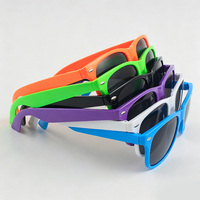 Gafas de Sol con Logotipo Personalizado, Gafas de Sol de Plástico para Hombre y Mujer, Gafas de Sol Cuadradas Unisex Baratas al por Mayor