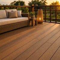Papan Dek WPC Anti-Selip Tahan Air Tahan UV Berpinggir Persegi Sistem Interlocking Berongga Co-Extruded Motif Kayu untuk Taman Kolam Renang