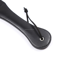 Vente en gros de jouets sexuels SM, pagaie en cuir avec jeux de bondage BDSM, pagaie pour fessées, fou exotique pour couples