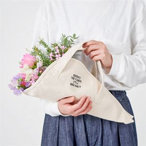 กระเป๋าผ้าฝ้าย Zy Stylish ปักลายดอกไม้ ดีไซน์หรูหรา พับได้ พร้อมช่องใส่ของขวัญ - Product Image 1