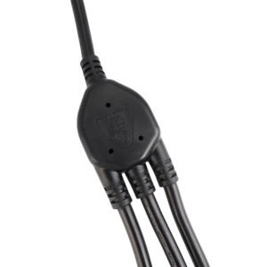 Adaptateur NEMA 5-15P vers 5-15R avec 3 disjoncteurs de 13A 125Vac, câble SJTW 16AWG/3, prises et fiches de 18 pouces - Product Image 3