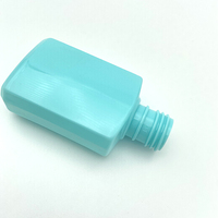 Offre Spéciale 20ml bouteille compressible en plastique transparente vide PET plat carré personnalisé pour liquide