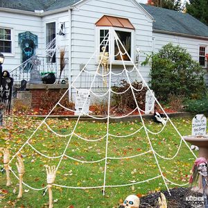 Decoraciones al aire libre de Halloween 100 arañas pequeñas <span class=keywords><strong>40</strong></span> telarañas elásticas Spider-Man Toy real Spider Web shooter para Yard Garden - Product Image 2