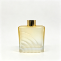 Bouteille diffuseur de parfum carrée transparente personnalisée de 200 ml, bouteille diffuseur de parfum en verre vide, bouteille diffuseur de parfum de luxe avec bouchon à vis