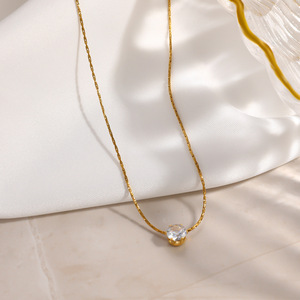 Collier en acier titane Y2K pour femmes, plaqué or, pendentif étoile à 8 branches, zircon, chaîne superposée, bijoux en acier inoxydable de luxe - Product Image 4
