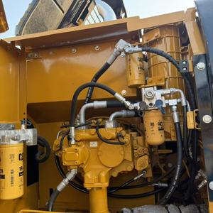 Excavatrice sur chenilles d'occasion CAT 320 Caterpillar 320D2 / Faible nombre d'heures de fonctionnement / Modèle d'origine - Product Image 2