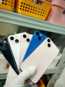 Teléfono Inteligente Usado de Segunda Mano al por Mayor para <span class=keywords><strong>13</strong></span>, Pantalla de 6.1'' 2532x1170, 4GB de RAM, Desbloqueado, Versión Estadounidense 5G, Excelente Estado de la Batería - Product Image 5