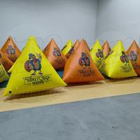 Bouées triangulaires gonflables personnalisées imperméables, couleur personnalisée, bouée gonflable publicitaire pour événements et activités