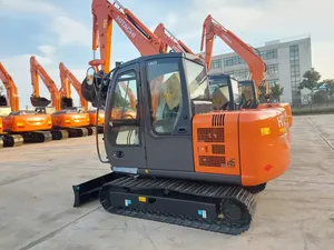 Hitachi ZX60 Crawler <b>Excavator</b> For Municipal And Landscaping Works - Product Image 4