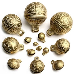 Campanas de latón antiguo para fabricación de joyas, diseño de cara de tigre de 9mm a 52mm, venta al por mayor - Product Image 1