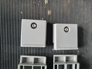 Plc Bottom Foot Assy with Screws 6/pk for E5515c 8960 <strong>Series</strong> 10 Wireless <strong>Com</strong> for Warranty Product - Product Image 2
