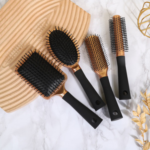 Set di 4 Spazzole Professionali da Salone: Spazzola Rotonda, Spazzola <span class=keywords><strong>a</strong></span> Cuscino d'Aria, Spazzola <span class=keywords><strong>a</strong></span> Barilotto e Set di Pettini Arricciacapelli - Product Image 2