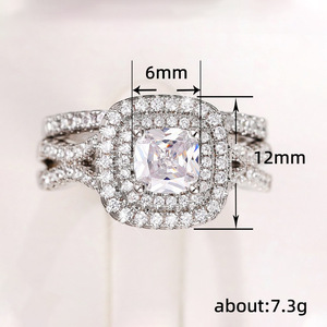 Anello Geometrico Quadrato a Croce per Donne, Gioielli Minimalisti Eleganti alla Moda, Vendita all'Ingrosso - Product Image 5