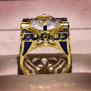 <span class=keywords><strong>Anillo</strong></span> Grande 829 con Circonita Cúbica 3A Blanca Chapado en <span class=keywords><strong>Oro</strong></span> <span class=keywords><strong>de</strong></span> 18k, Diseños <span class=keywords><strong>de</strong></span> Moda a <span class=keywords><strong>Precio</strong></span> <span class=keywords><strong>de</strong></span> Mayoreo - Product Image 4