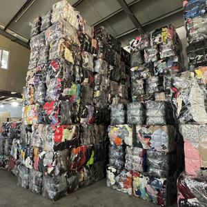 ملابس نوم مستعملة للنساء البالغات ملابس نوم ناعمة من بالة من نوع Bale - Product Image 6