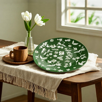 Assiettes de présentation en porcelaine fine à motifs floraux, vaisselle en porcelaine florale, théière pour le goûter, pot à lait, plat à dessert