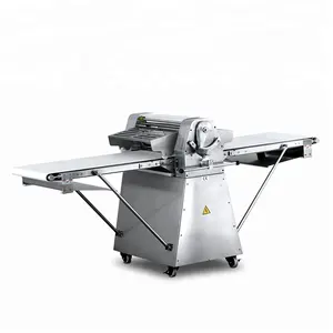 Máquina laminadora de masa de mesa profesional de 520 mm para croissant