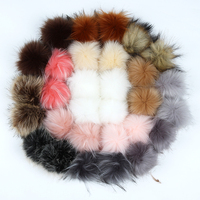 Usine directe en gros coque de téléphone avec fausse boule de fourrure de renard porte-clés boule de bouffée fausse fourrure de renard pompon boule porte-clés