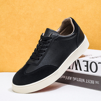 Chaussures de skateboard en cuir PU et daim pour hommes, baskets plates décontractées rétro, semelle en caoutchouc résistante à l'usure, chaussures de marche quotidiennes