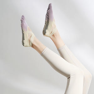 Chaussettes de yoga PASUXI pour femmes, été, tissées, antidérapantes, 5 orteils, avec sangles pour le Pilates, la <span class=keywords><strong>barre</strong></span>, le fitness, respirantes, séchage rapide, chaussettes mi-mollet - Product Image 2