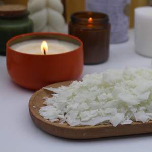 Grand Stock de Cire de Soja Biologique en Vrac Flocons pour <span class=keywords><strong>Bougie</strong></span> Parfumée à Bas Prix pour Décoration d'Intérieur et Fabrication de Bougies en Contenant - Product Image 5