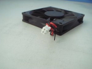 Ventilador JEEK 8015 80x80x15mm 24V DC 0.09A 3600rpm Ultra Delgado, Bajo Consumo y Silencioso para Enfriamiento de Switches de Red y Dispositivos Electrónicos Delgados - Product Image 3