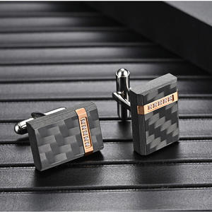 Boutons de manchette en acier inoxydable avec logo personnalisé Fabricant de boutons de manchette en métal argenté vierge Boutons de manchette gravés en français pour chemise homme - Product Image 5