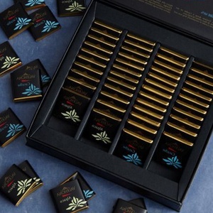 Boîte de chocolat en feuille d'or de luxe de haute qualité en gros emballage cadeau en papier personnalisé avec insert pour truffe et bonbons - Product Image 5
