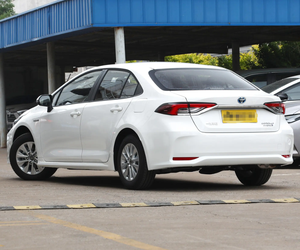 <span class=keywords><strong>Corolla</strong></span> Hybride <span class=keywords><strong>2023</strong></span> d'occasion 1.8L E-CVT Édition Pioneer Berline Volant à Gauche Pneus R15 Caméra Arrière Sièges en Tissu - Vente Flash - Product Image 4