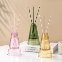 Diffuseur de parfum minimaliste à double niveau triangulaire en verre borosilicate, couleurs vibrantes, parfum longue durée pour la décoration de la maison