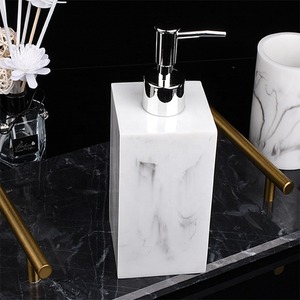 Ensemble de salle de bain en résine le plus vendu, accessoires décoratifs essentiels pour la maison, le bureau et les salles de bain d'hôtel, disponible au prix d'exportation - Product Image 6