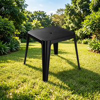 Ensemble table et chaises d'extérieur 2 pièces en plastique, moderne, minimaliste et écologique, pour restaurant, terrasse ou stand de restauration