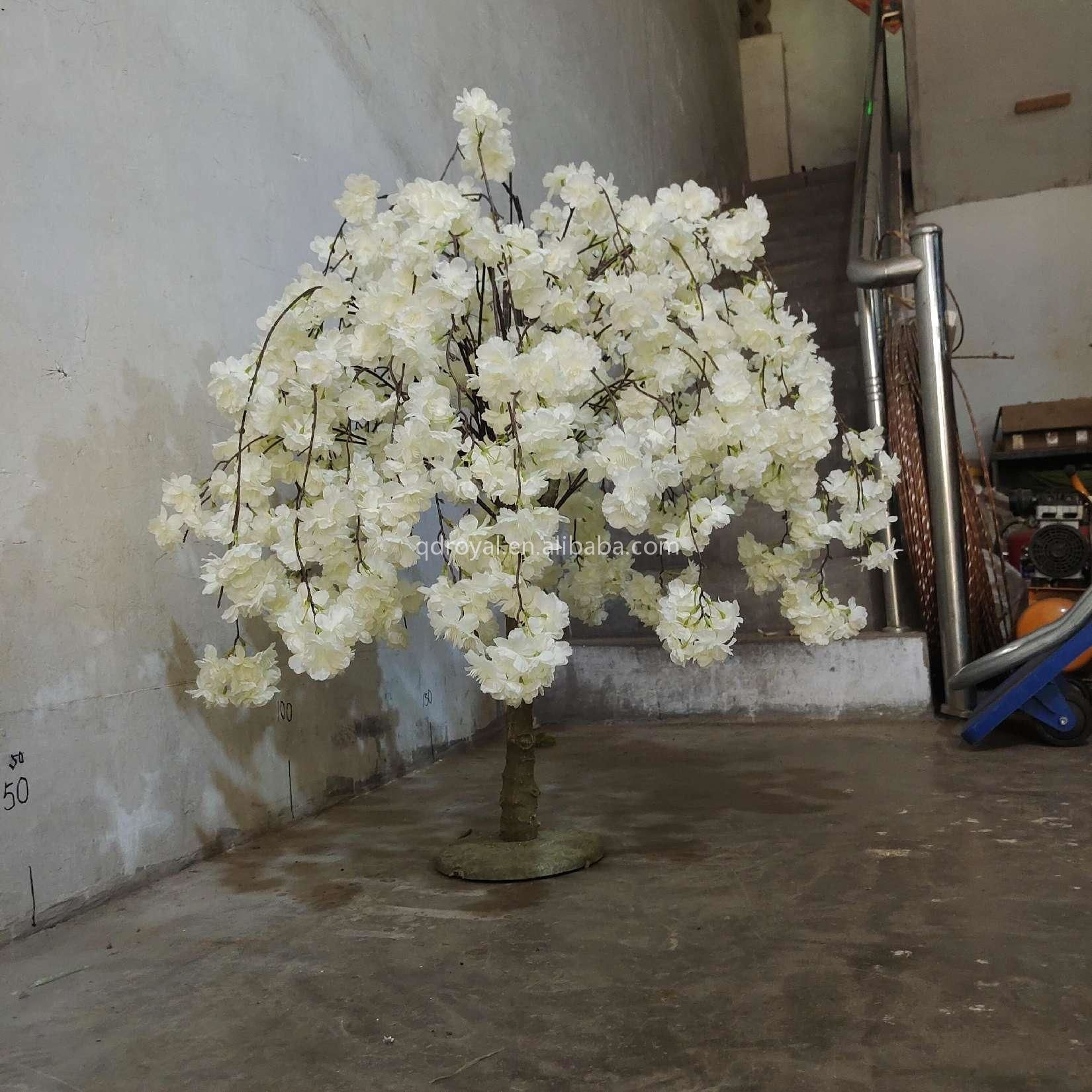 4 fourches de branches de cerisier artificielles en soie et plastique pour décor 4 fourches de branches de cerisier artificielles en soie et plastique pour décor