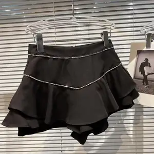 LE1950 rok pendek wanita seksi beraroma kecil tepi bor ganda anti-telanjang Musim Semi