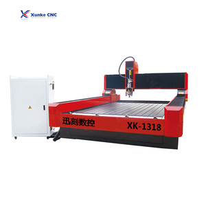 Máquina de grabado y fresado Xunke 1325 con marco de aluminio, husillo de 6KW con refrigeración por aire, sistema 2030 y control de mango - Product Image 1