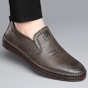 Mocasines de cuero para hombre con punta redonda, suela de goma antideslizante, zapatos casuales de primavera para conducir - Product Image 2