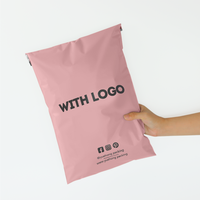 Enveloppe personnalisée en poly Sac de courrier personnalisé Sac postal d'expédition en plastique imprimé doré PE recyclable Sacs de colis d'expédition de vêtement