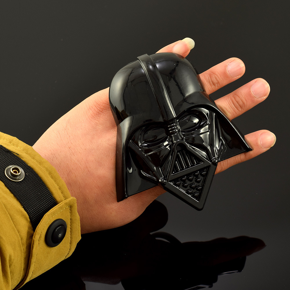 หน้ากากดาร์ธเวเดอร์เป็นโล่เสือ