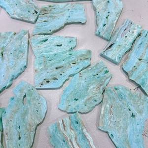 Plaque et tranche de Calcite des <span class=keywords><strong>Caraïbes</strong></span> de Style Feng Shui d'artisanat en cristal de pierre naturelle de haute qualité pour la guérison disponibles à la vente - Product Image 5