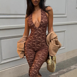 Combinaison sexy dos nu en dentelle pour femme, col halter, décolleté plongeant, haute élasticité, coupe ajustée, tenue de soirée FDL2067 - Product Image 1