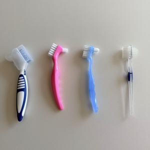Brosse à <span class=keywords><strong>dents</strong></span> double face efficace pour prothèses dentaires, nettoyeur d'appareils dentaires amovibles - Product Image 3