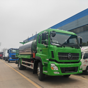Clw Asphalt Distributor Bitumen Emulsion Spreading Sprayer <b>Spraying</b> Truck - Product Image 2