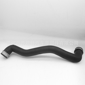 ท่อยางหม้อน้ำเมอร์เซเดส-เบนซ์ 2045012582 A2045012582 W212 W204 อะไหล่ทดแทน - Product Image 2
