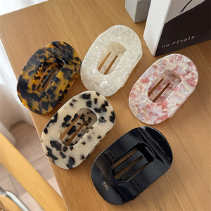 Fermacapelli a Forma di Tartaruga con Fibbia Rotonda Curva e Pieghevole 10cm Accessori per Capelli in Acetato - Product Image 4