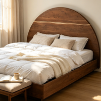 Lit plateforme moderne en noyer noir avec tête de lit cintrée à bord naturel, en bois massif écologique pour chambre à coucher