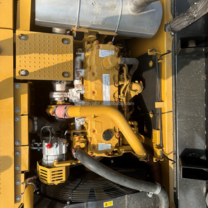 Excavatrice hydraulique sur chenilles d'occasion CAT 329D de 29 tonnes, utilisée pour les travaux de construction à grande échelle. - Product Image 5