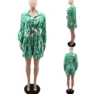 J0188 Conjuntos Cortos de Verano a la Moda para Mujer, Camisa Holgada de Manga Larga Estampada y Conjunto de Pantalones Cortos Casuales, Conjuntos de Dos Piezas, <span class=keywords><strong>Ropa</strong></span> de Mujer - Product Image 3