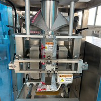 Machine d'emballage de poudre pour savon, café, farine de blé, lait, détergent, masala, et poudre de détergent en sachets préformés, ainsi que pour la farine de riz